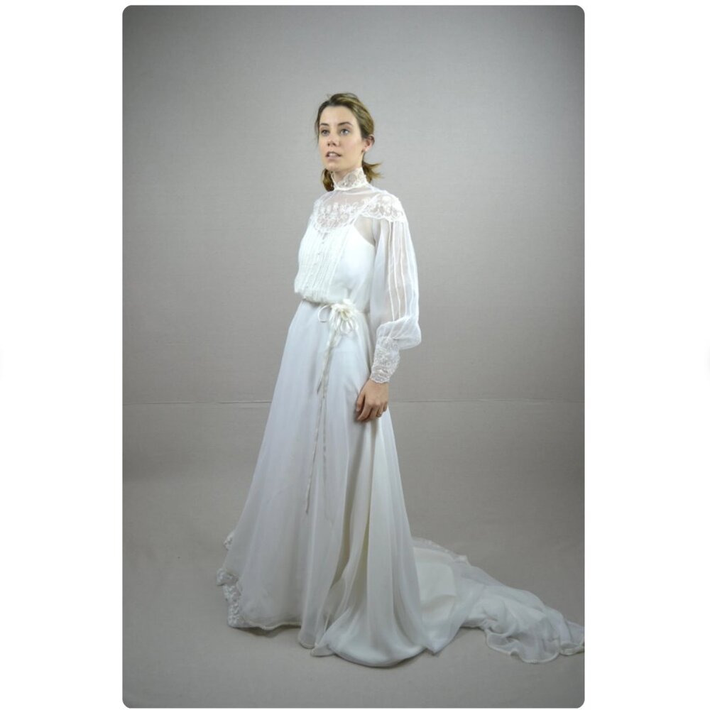 Vintage 70s Wedding Dress with Poet Sleeves